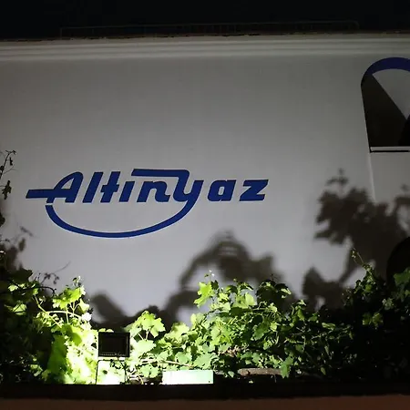 Отель Altinyaz 3*
