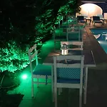 Hotel Altinyaz 3*
