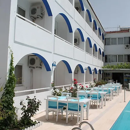 Hotel Altinyaz 3*