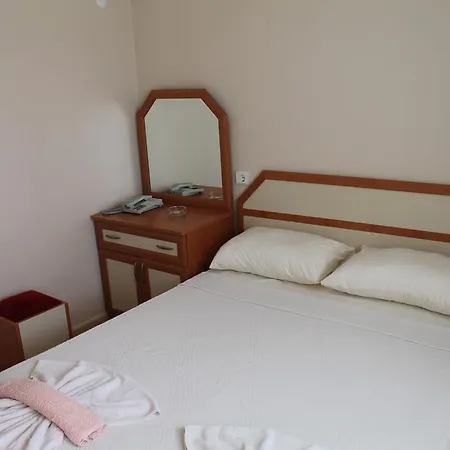 Hotel Altinyaz 3*