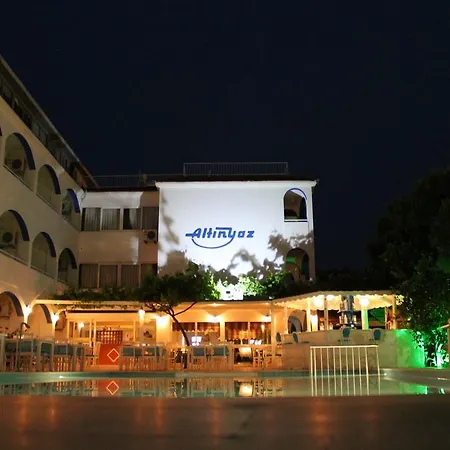 Hotel Altinyaz 3*
