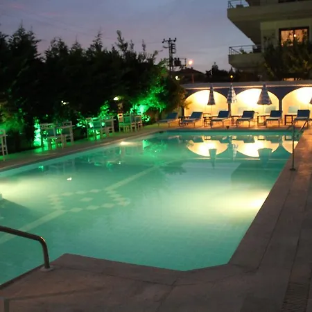 Hotel Altinyaz 3*